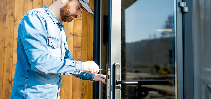 Frameless Glass Storefront Door Locks Replacement in La Ca, CA