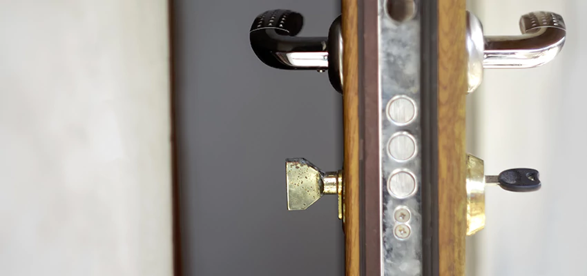 Holiday Emergency Locksmith in La Ca, California