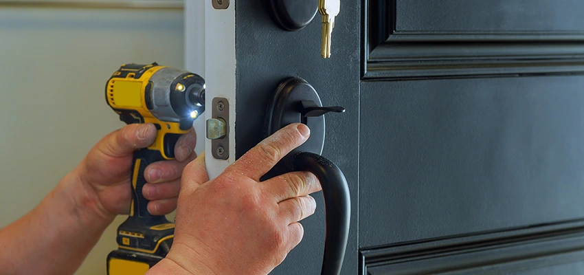 Sliding Door Lock Repair in La Ca, CA
